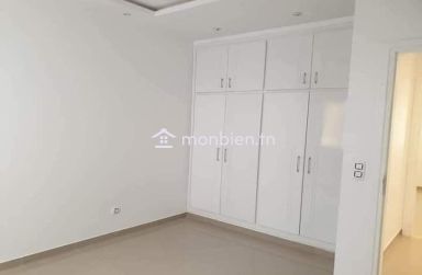 Villa jamais habitée sur deux niveaux à Mrezga Hammamet