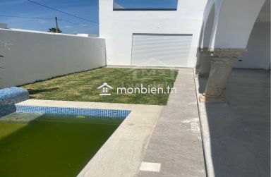 Charmante villa s+3 avec piscine à Hammamet à vendre 51355351