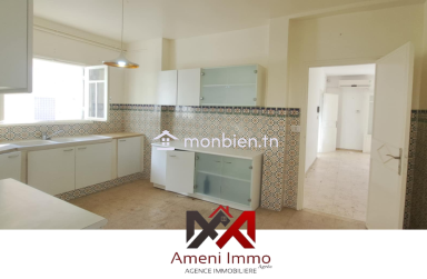 A vendre un Appart s+2 très propre à El Mourouj 5.