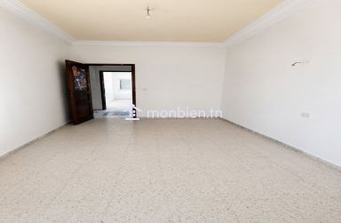 **À Louer – Maison S+2 à Omrane Supérieur**