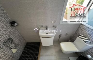 Villa Rosay à Vendre à Ain Zaghouan Nord