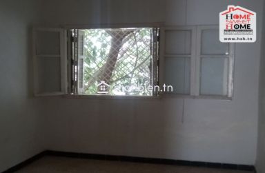 Etage de Villa Tiras à Vendre à Bardo