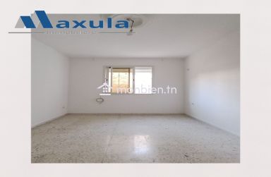 À LOUER APPARTEMENT S+2 AU REZ-DE-CHAUSSÉE À RADES QUARTIER MOHAMED ALI