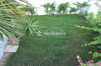 Appartement s+3 à 50 m de la plage à Hammamet à vendre 51355351