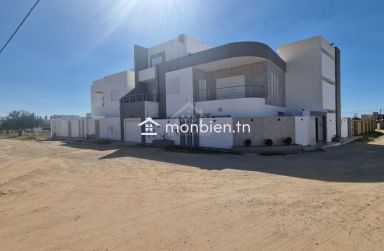 Villa encours de construction à Mrezga à vendre 51355351