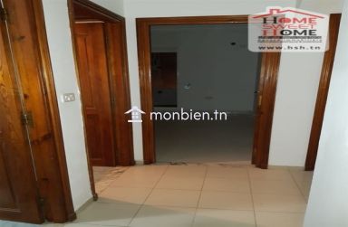 Etage de Villa S3 Phirouza à Vendre au Kram