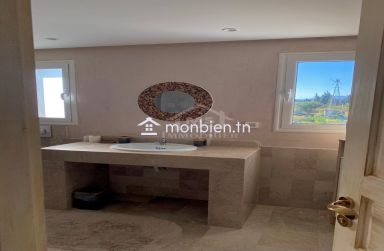 Location estivale: Grande Villa meublée avec piscine à louer 51355351