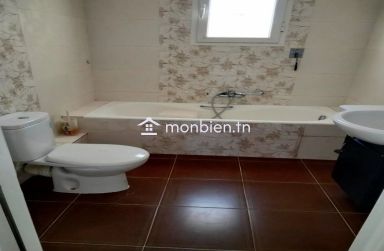 *À Louer – Étage de Villa S+4 Indépendant à Jardin d’El Menzah*