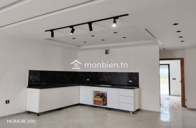 Appartement S+3  vue de mer a vendre à hammem ghzez
