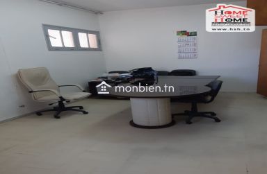 Entrepôt  Snoussi à Louer à Ras Jbal