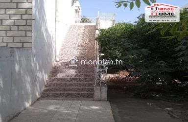 Etage de Villa Tiras à Vendre à Bardo