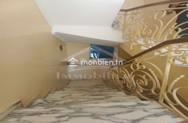 Une villa avec jardin à vendre à Hammamet 51355351