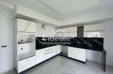 Opportunité à Saisir : Une villa clé en main avec piscine dans un cadre calme à Hammamet.