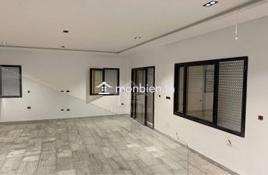 Charmante villa s+3 avec piscine à Hammamet à vendre 51355351