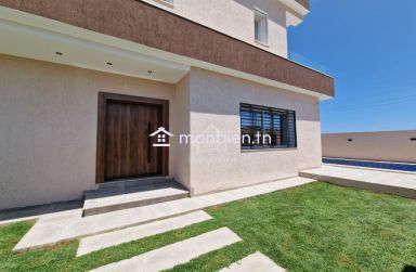 Un duplex S+5 avec piscine à Hammamet Sud à vendre 51355351