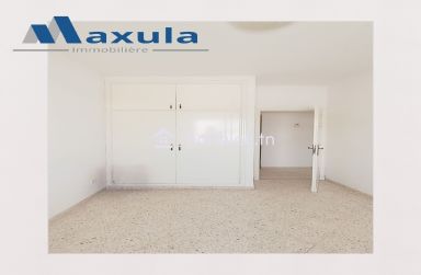 À LOUER APPARTEMENT S+3 AVEC GRANDE TERRASSE À RADES CITÉ OLYMPIQUE