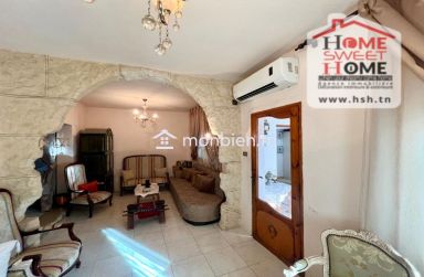 Villa Enarya à Vendre à L'Aouina