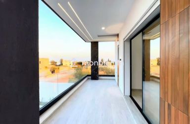 Villa toute neuve S+5 avec piscine à vendre à Hammamet Sud 51355351