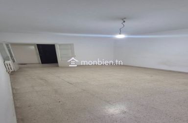 Appartement S+3 à Manar 1