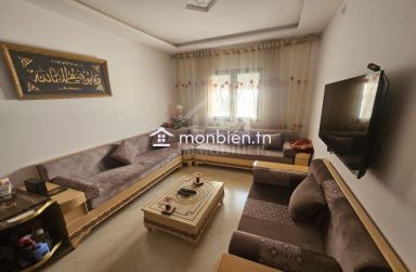 Villa avec piscine et jardin à Hammamet Sud à vendre 51355351