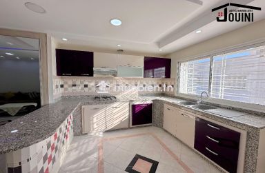 Maison Familiale À Mamoura Avec 3 Logements