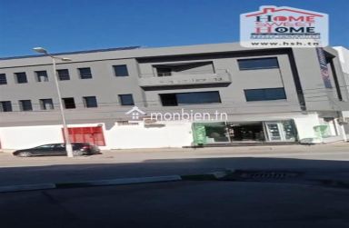 Immeuble Novara à vendre à Mjez El Beb