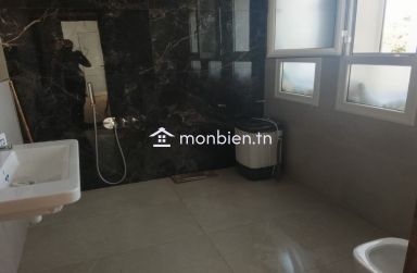 Duplex Doray à louer à la Soukra