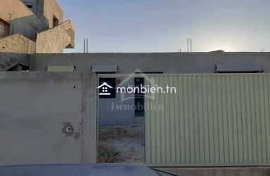 Maison inachevée avec garage à Hammamet Sud à vendre à 75 MD 51355351