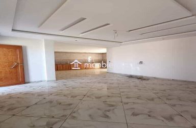 une villa s+3 prés de la plage à el haouaria