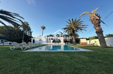 Villa d’exception à louer – Séjour de prestige en bord de mer à Hammamet