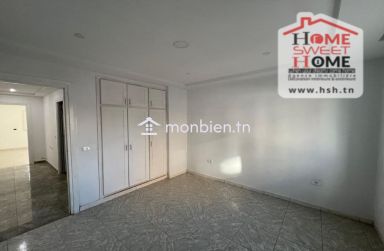 Bureau Samuele à Louer à L'Aouina