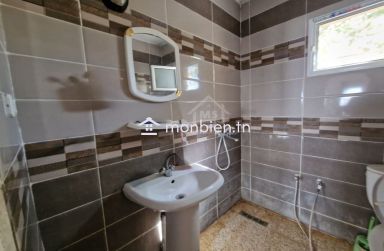Maison S+2 à vendre à 180 MD à Hammamet Sud 51355351