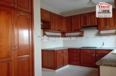 Etage de Villa S3 Phirouza à Vendre au Kram