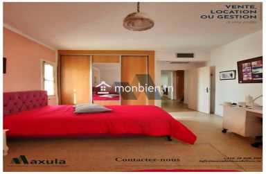 À VENDRE EXCEPTIONNELLE VILLA SUR LES HAUTEUR DE RADES MONGIL