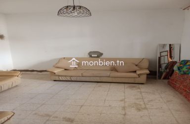 Maison de ville quartier Warda Oued Ellil