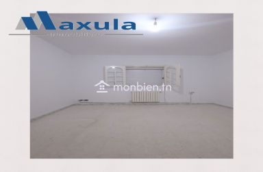 À LOUER APPARTEMENT S+4 À USAGE BUREAUTIQUE À MEGRINE RIADH