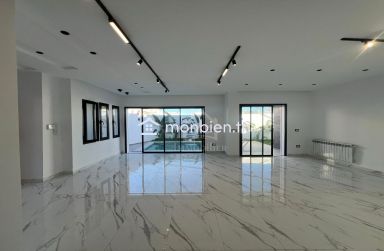 Un triplex avec piscine à Hammamet Nord à vendre 51355351