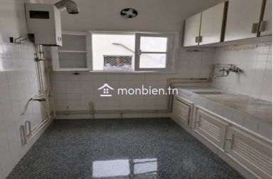 Appartement pour Étudiants à Bab Saadoun, Tunis**