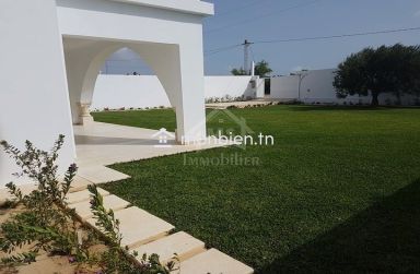 Belle villa toute neuve avec un grand jardin à vendre 51355351