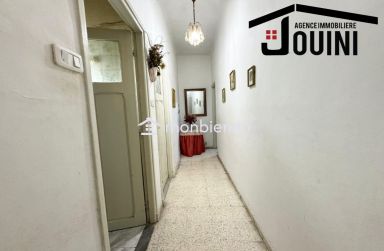 Maison Emplacement Exceptionnel à Beb Saadoun