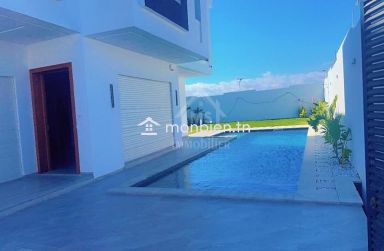 Une villa toute neuve avec piscine à vendre à Hammamet Sud 51355351
