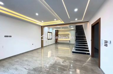 Villa toute neuve S+5 avec piscine à vendre à Hammamet Sud 51355351