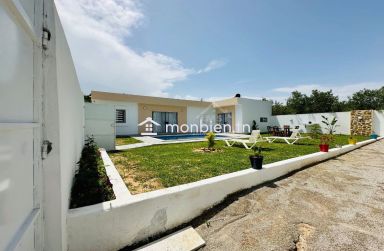 Charmante villa avec piscine à vendre à Hammamet Sud51355351