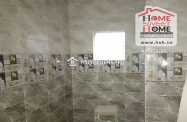 Bureau H2 Altu à Louer à Bhar Lazreg