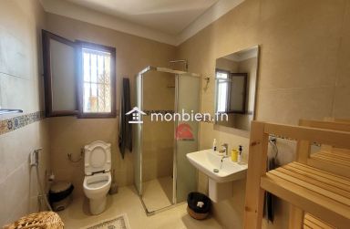 GRANDE MAISON À VENDRE SUR MEZRAYA DJERBA ZA