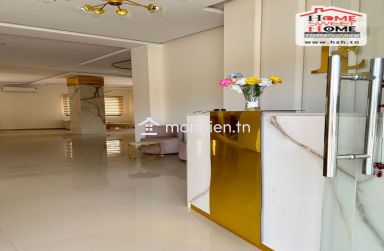 Fond Flora à Vendre aux Jardins EL Manzah 2