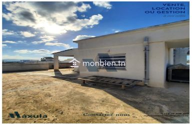 À VENDRE MAISON EN DUPLEX S+3 À RADES MELIANE 2