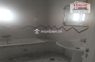 RDC de villa S3 Veya à louer à Bardo