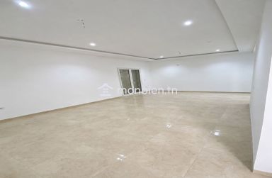 À Louer – Villa S+3 à Nour Jaâfar**
