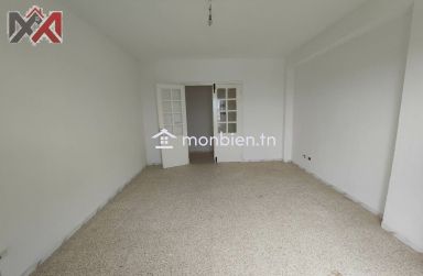 A vendre Appartement à El Mourouj 5 - à 2 minutes de station terminus métro.